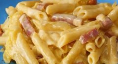Paste cu sos carbonara