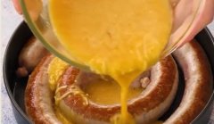 Omletă cu cârnați