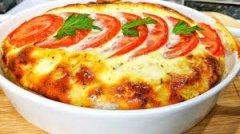 Mâncare caldă rapidă și delicioasă ! Pui la cuptor cu sos